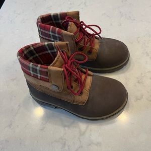 Crocs 11443 Cobbler Plaid Lined Foldover Lace Up Ankle Boots Junior Youth US 1